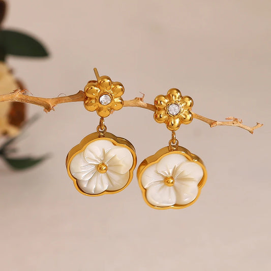 Waterproof Pearl Shell Pansy Flower Earrings 18K - Gold Plated
