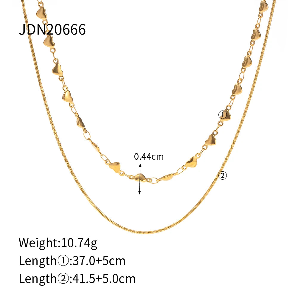 Measurements of Layered Love Necklace in Waterproof 18K Gold-Plated Stainless Steel with heart chocker 37cm and a snake necklace 41.5cm and 5cm extension and 10.74g weight