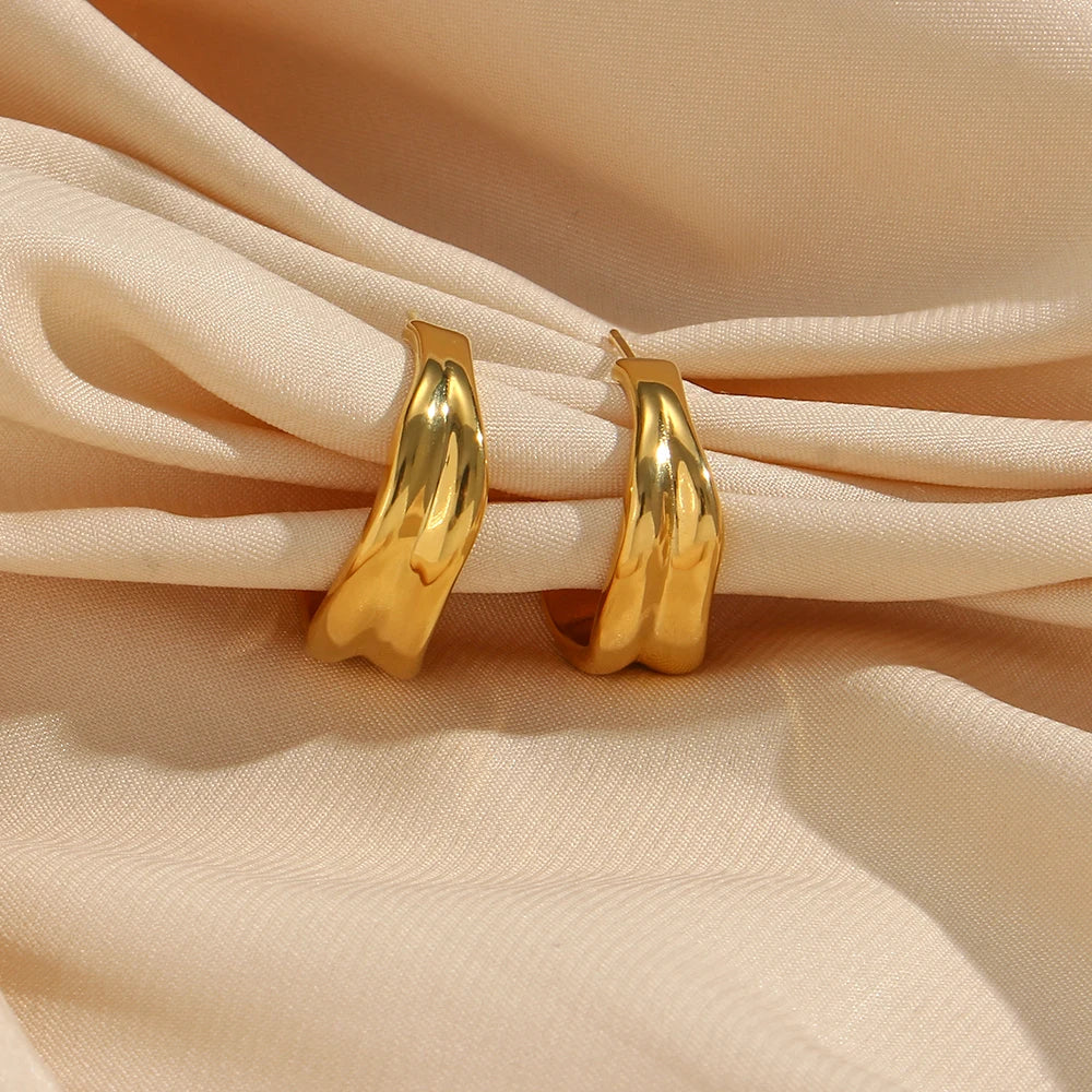 Waterproof Classic Gold Hoop Earrings - 18K Gold Plated