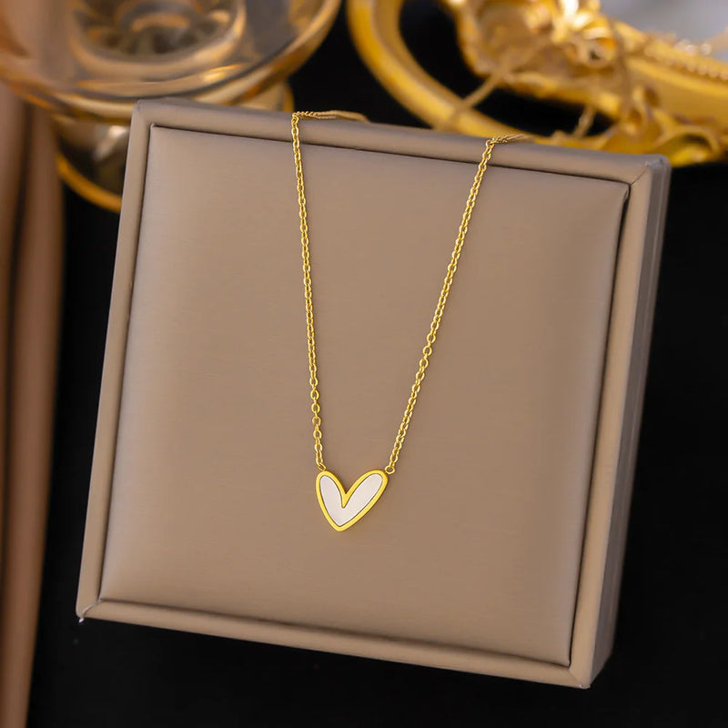 Waterproof Heart Earrings and Necklace Set in 18K Gold-Plated Stainless Steel - Trendy Love