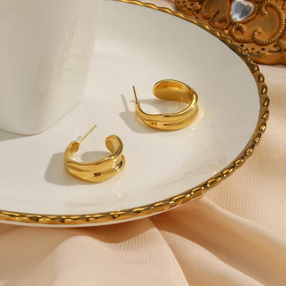 Waterproof Classic Gold Hoop Earrings - 18K Gold Plated