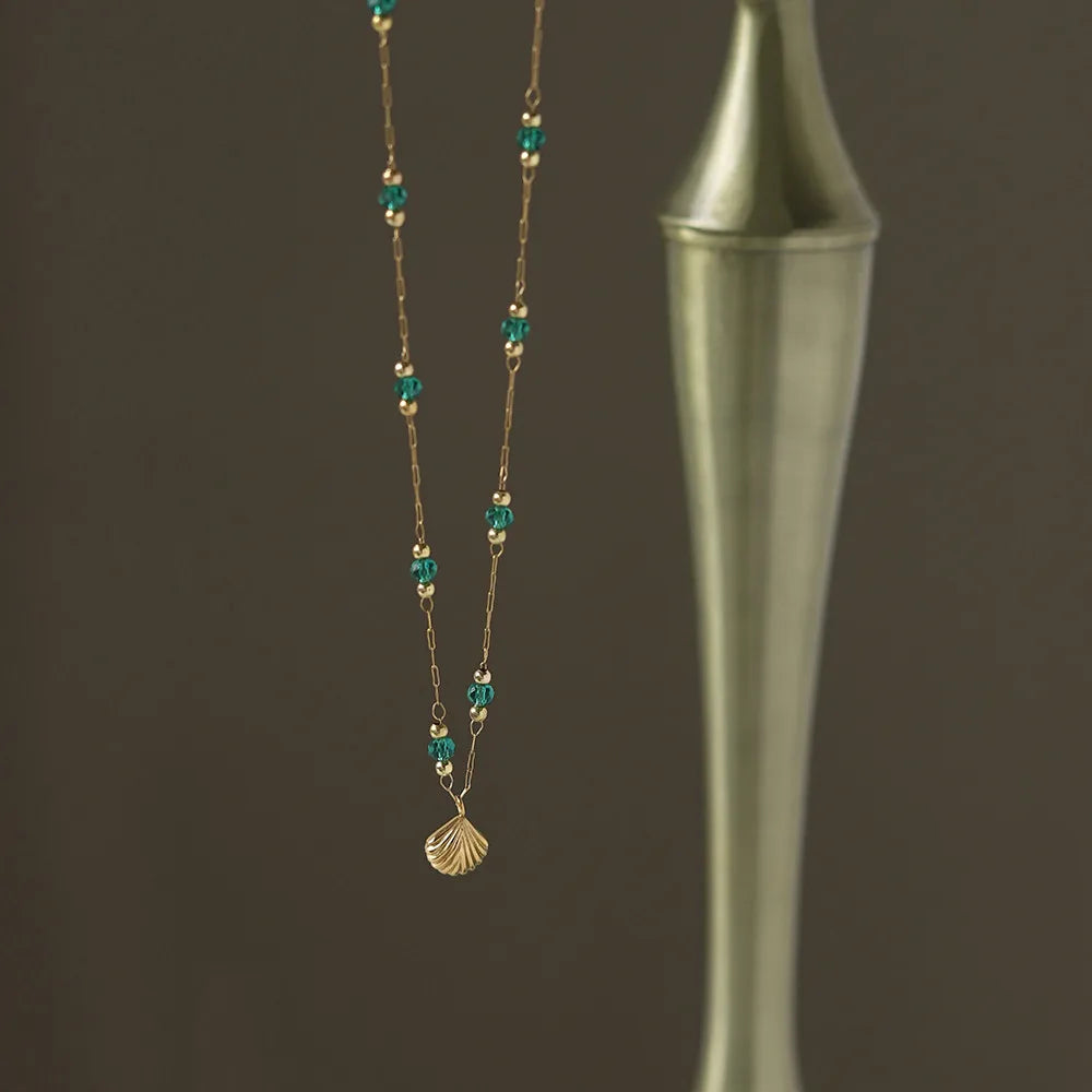 Waterproof Green Bead Shell Necklace in 18K Gold-Plated Stainless Steel